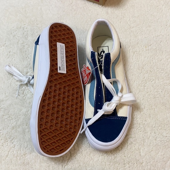 Brand New Vans - Picture 3 of 5